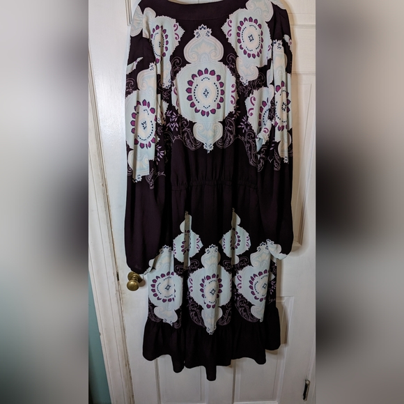 NWT Girl w/ Curves Collection from Lane Bryant. size 24 - Picture 3 of 8